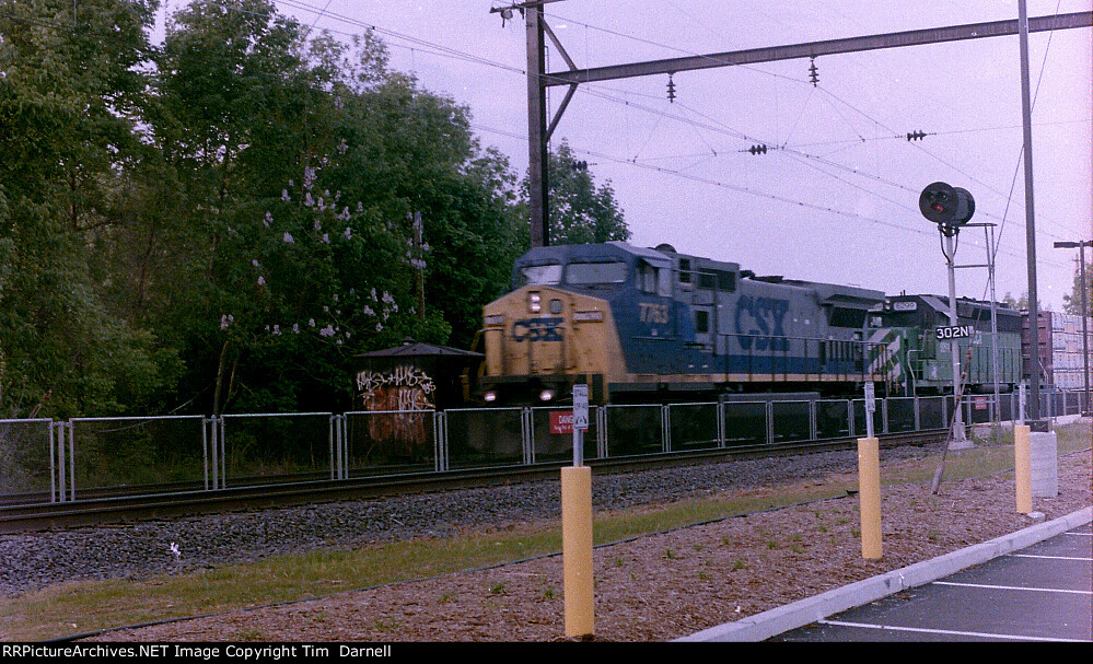 CSX 7763, HELM 6299 on Q417